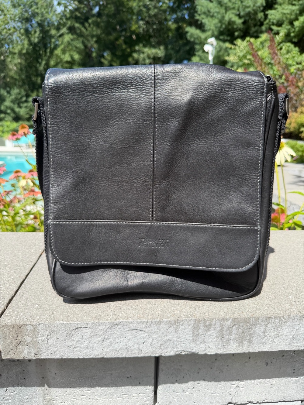 Kenneth Cole Reaction Black Leather Messenger Bag 11”X11”